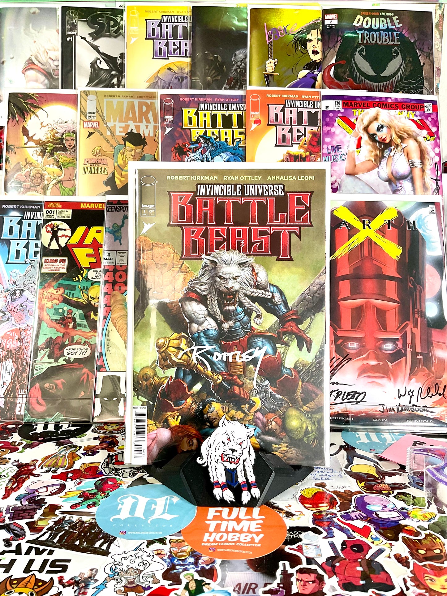 Invincible Universe: Battle Beast #1 David Finch Variant Signed by Ryan Ottley w/COA