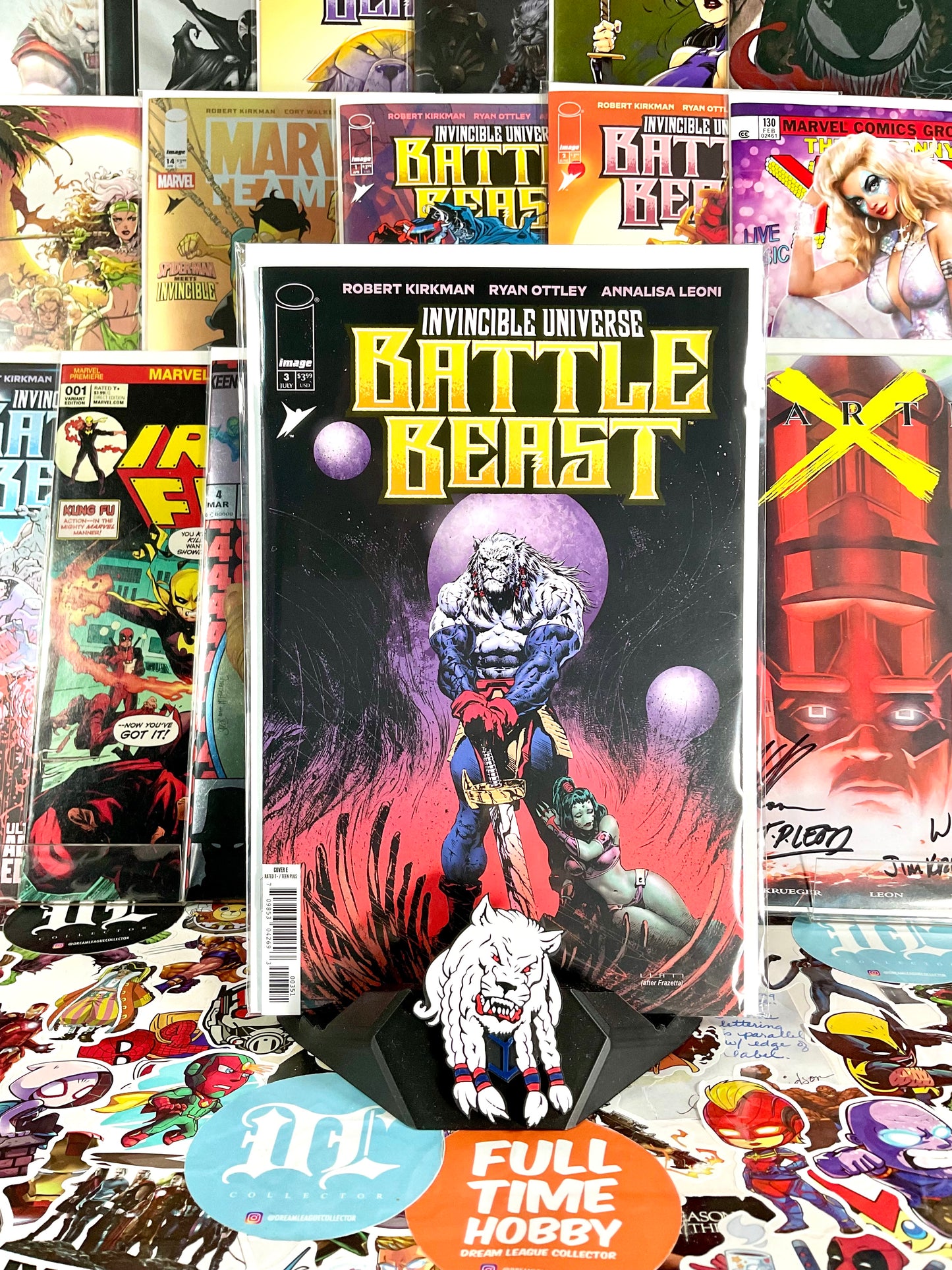 Invincible Universe: Battle Beast #3 Liam Sharp 1:50 Variant